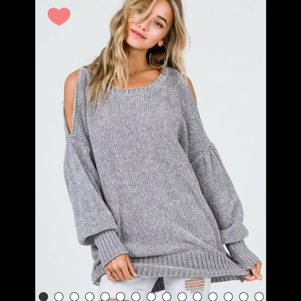&Merci cold shoulder chenille sweater size small